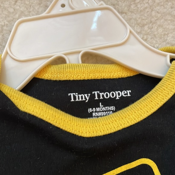 NWT | U.S. Army Infant Onesies Set, Size L (6-9 mos) - Picture 2 of 3